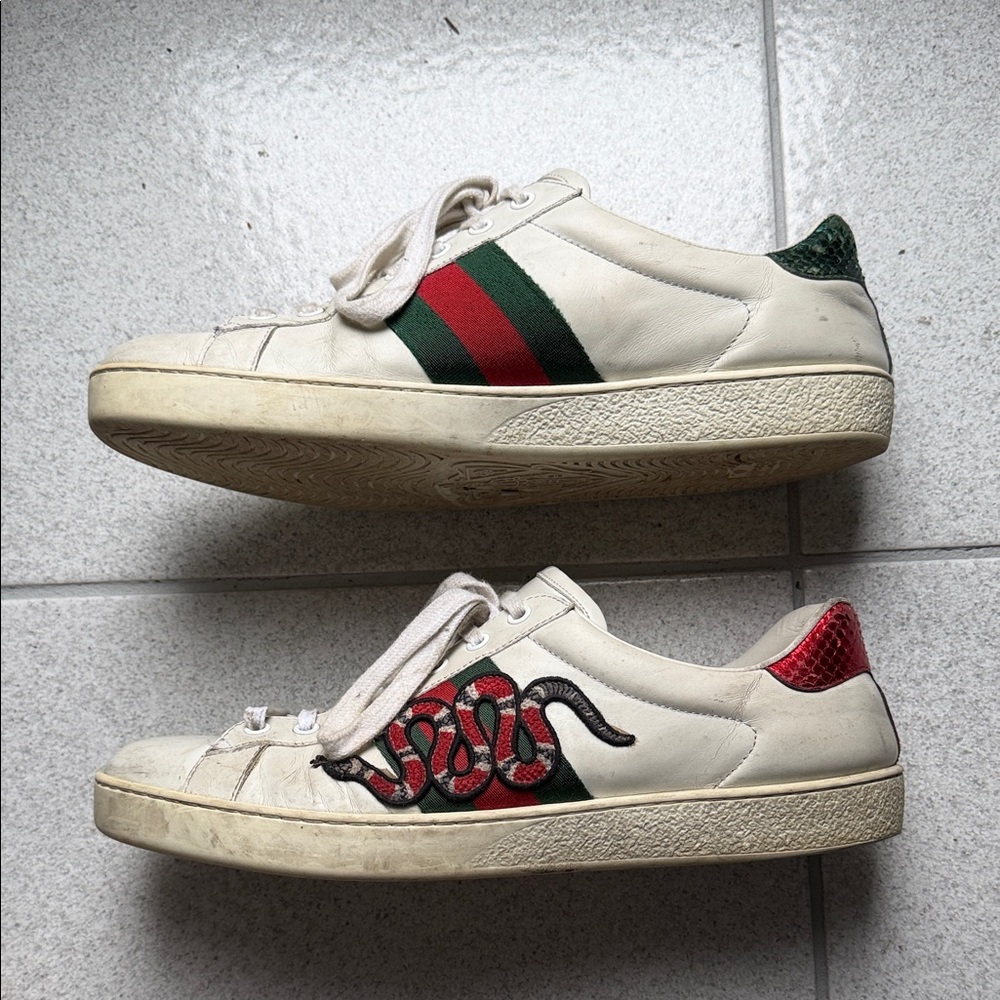Gucci White Sneakers with Red and Green Stripes